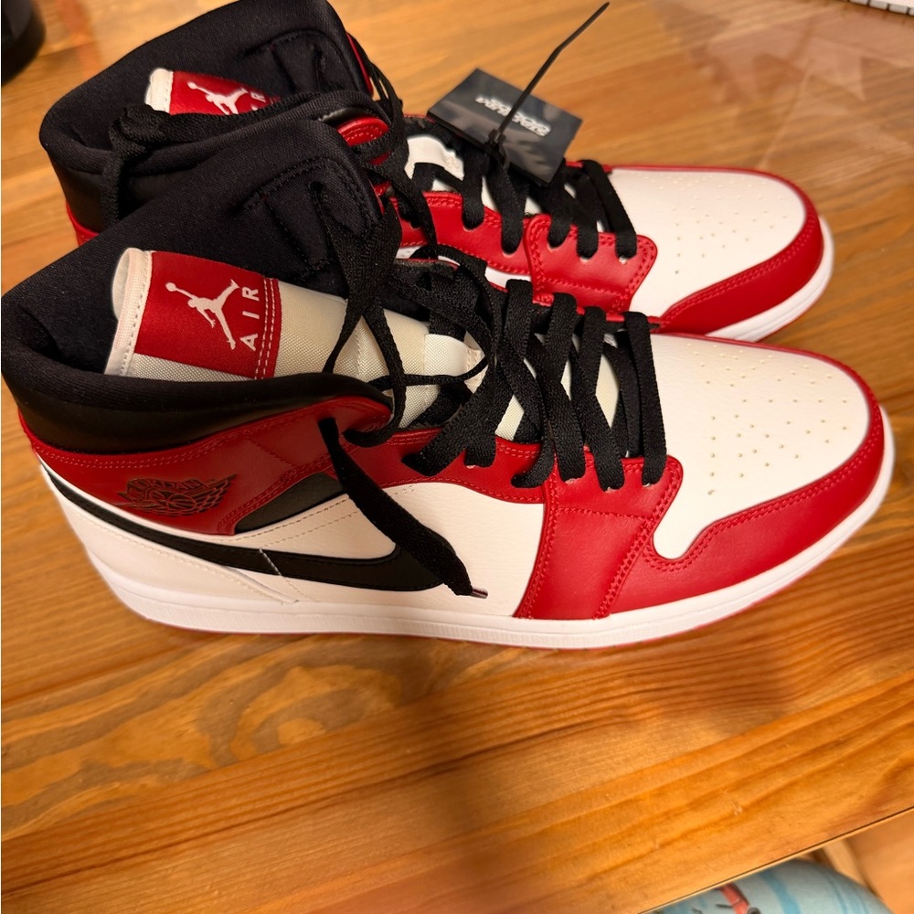 Jordan 1 mens chicago 2020 - Picture 5 of 7
